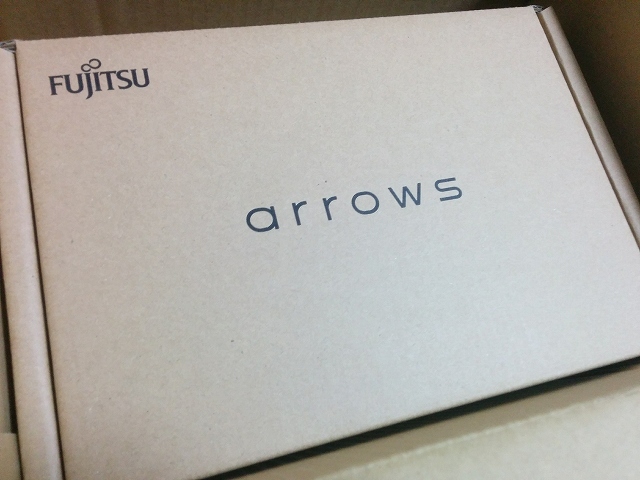 富士通のSIMフリー機「Arrows M03」を楽天ブックスで購入